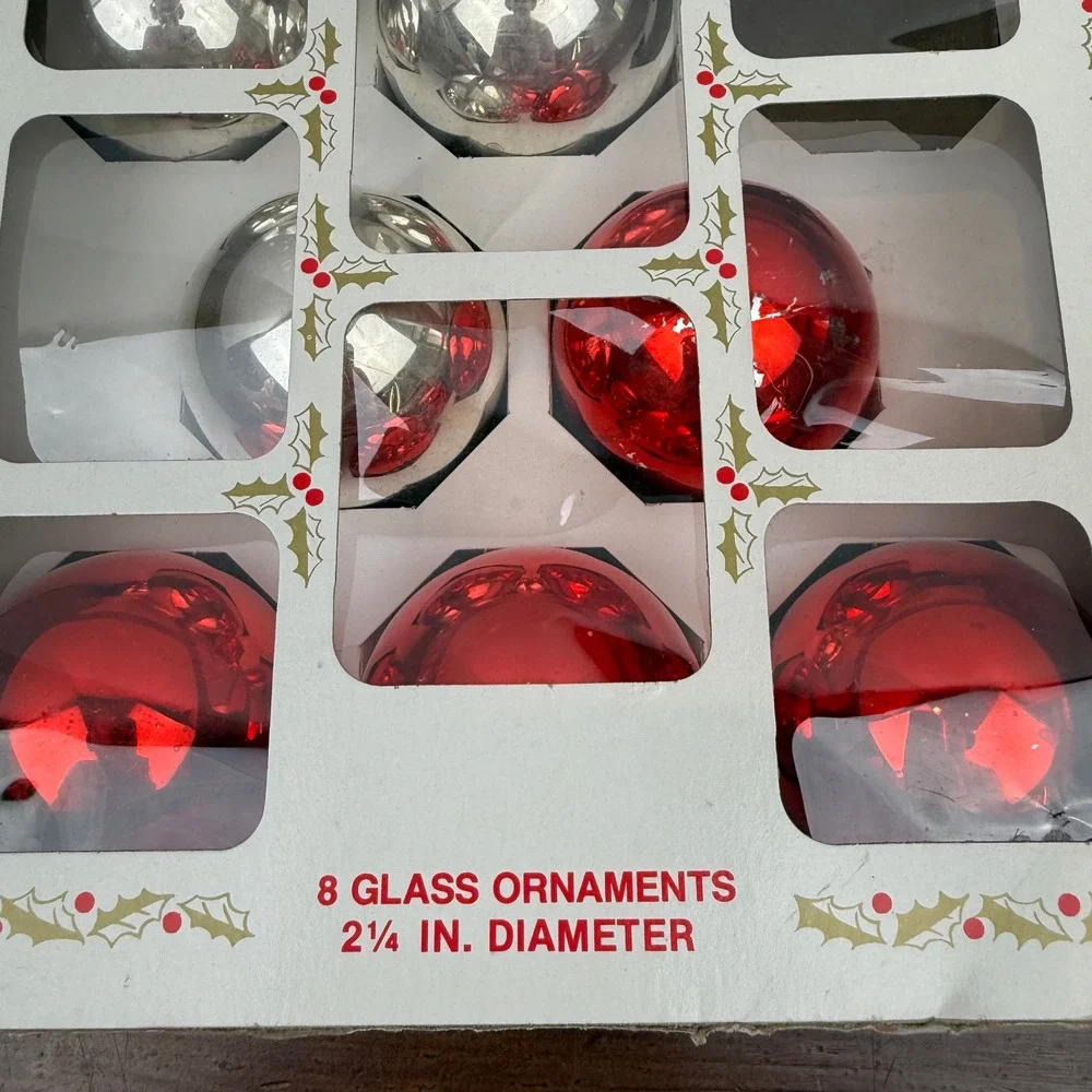 Holly vintage glass